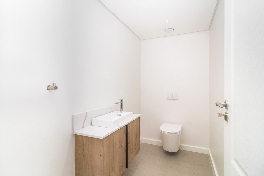 5 Bedroom Property for Sale in Mount Royal Golf Estate Western Cape